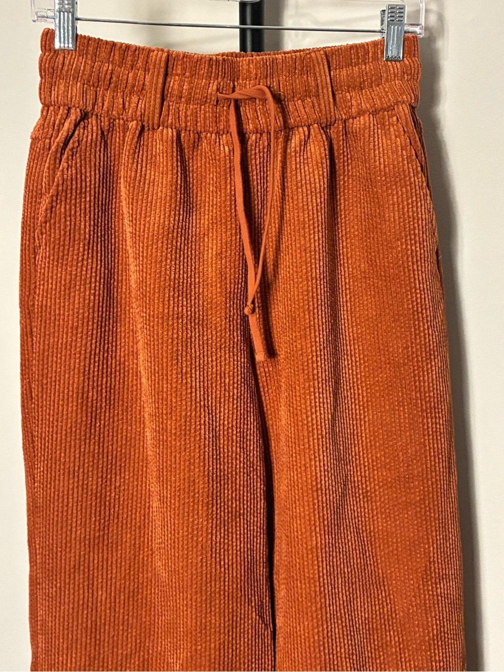 BDG Corduroy Drawstring Pants in Burnt Orange Size Small - Picture 4 of 9
